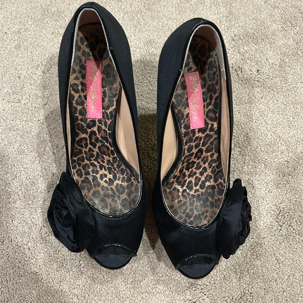 Betsy Johnson, Black, Leather Sole, 4” Heels